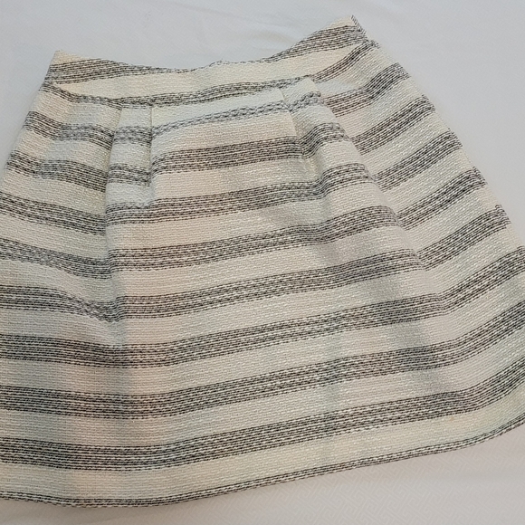Gianni Bini Gray and Cream Knee-Length A-Line Skirt - Picture 1 of 6